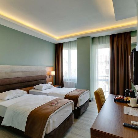 City Hotel Batumi Exterior photo