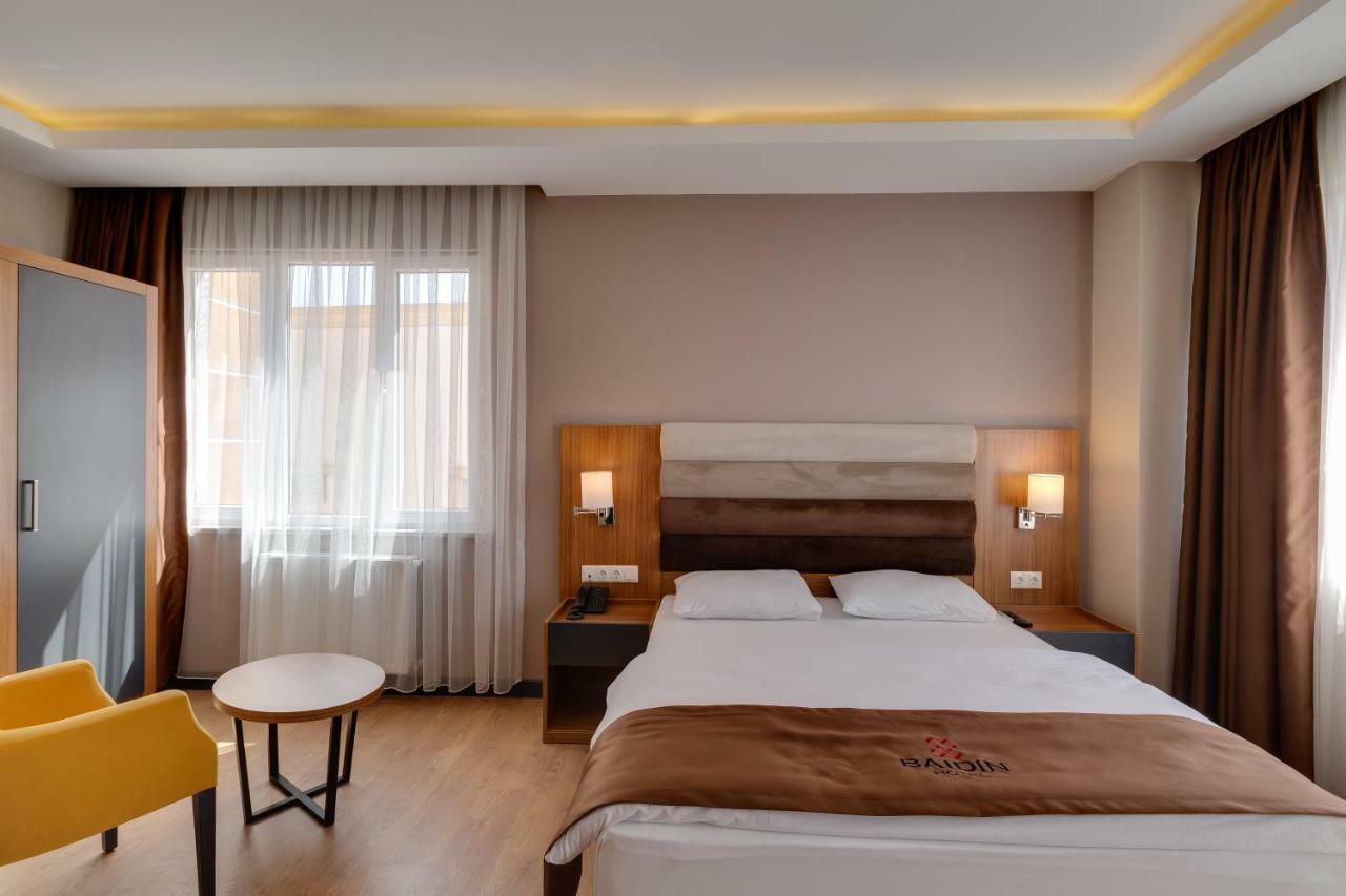 City Hotel Batumi Exterior photo